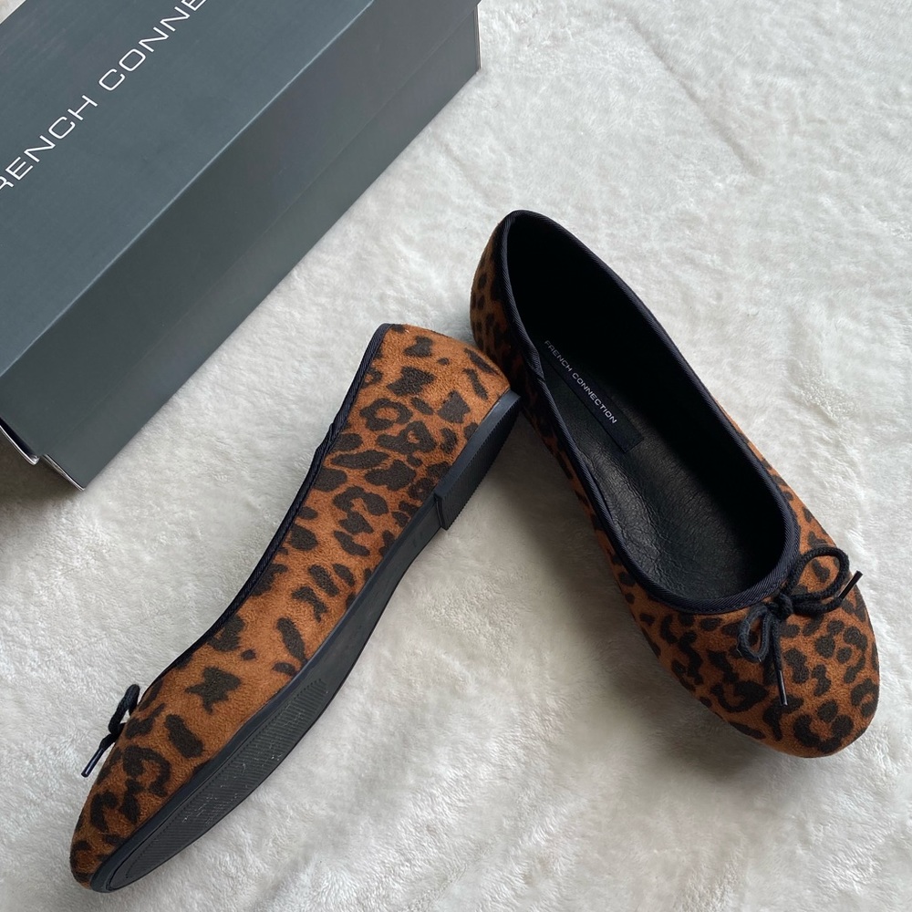 🎁NIB French Connection Flats